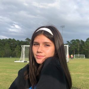 Meet your Posher, Andrea